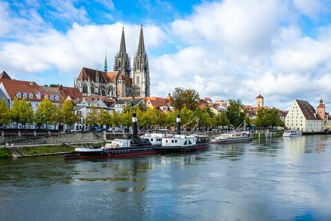 Ratisbonne a révélé une visite privée à pied avec un guide local