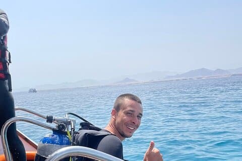 Passeio de barco por Ras Mohamed e Ilha Branca