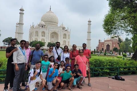 Taj Mahal & Agra Privat biltur fra Delhi med 5-stjernet måltid