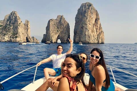 Hotell i nærheten av Capri Island Classic Boat Tour