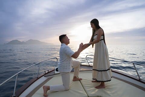 Une demande en mariage au coucher du soleil à Positano