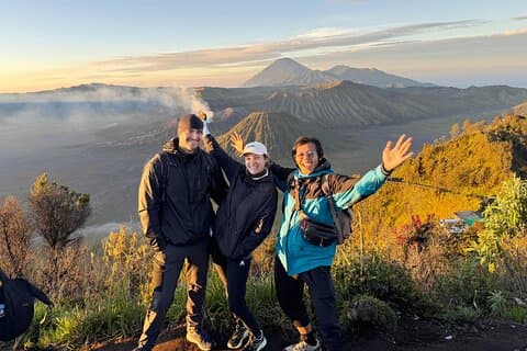 Från Yogyakarta: Bromo Sunrise & Ijen Volcano med Bali Drop-off
