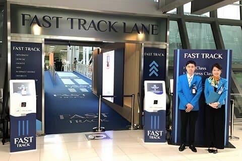 Guided Fast Track Immigration From Aircraft to Arrivals– Bangkok