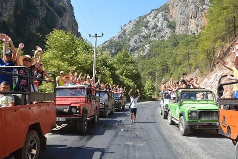 Jeep Safari auf dem Taurusgebirge