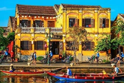 4D3N Central Vietnam Highlights Tour with Hotel Included