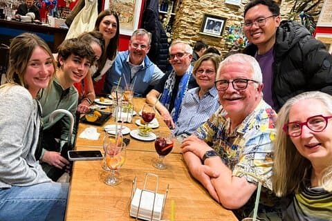 Madrid Food Tasting Tour of Hidden Gems (Kleine Gruppen)