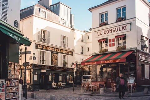 Tour gastronómico, vinícola, de queso y pastelería Decadencial París Montmartre