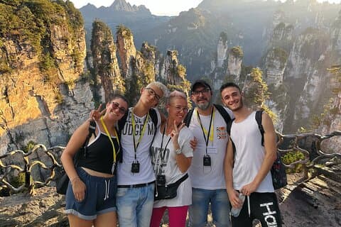 1 - 2 Dagen All-inclusive Tour : Mount Avatar, Glazen Brug, Mount Tianmen