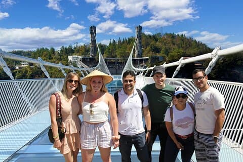 1 - 2 Dagen All-inclusive Mini Groep : Glazen Brug en de berg Tianmen