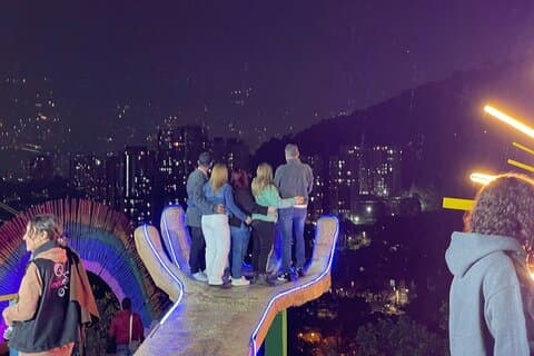 Uma noite no Mirador de El Cielo com atividades
