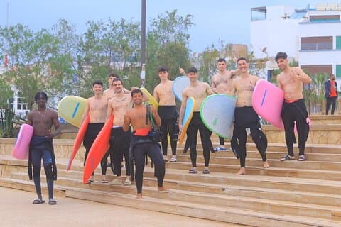 2 timmars surflektion i Taghazout med en lokal Expert