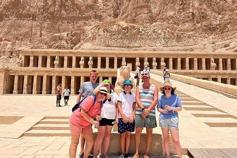 from Hurghada to Luxor Small group private tour all-inclusive