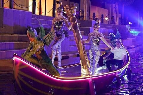Land of Legends Night Show com transferência rodada de Side