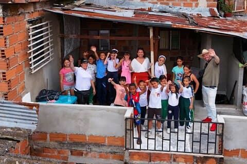 Tour Privado Comuna 13 En Inglés, Francés, Español, Italiano
