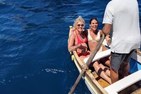 Capri en llamas, excursión de un día completo a la Gruta Azul y los mares de ensueño