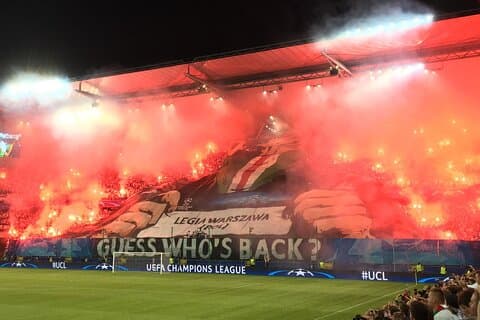 Rundtur på Legiastadion och Vodkamuseet i Warszawa