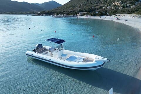 Villasimius saindo de Cagliari: Passeio de barco com serviço de transporte