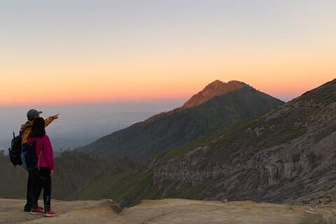 バリ島発4D3Nイジェンハイキング、ブロモ山、トゥンパク・セウ・プライベートツアー