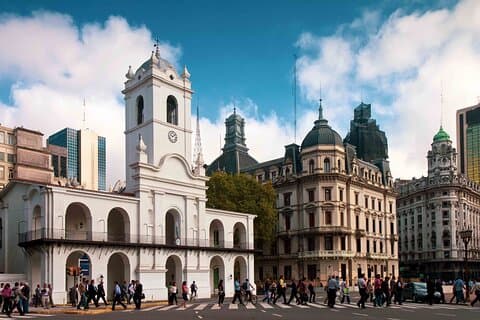 5 timers lille gruppe bytur i Buenos Aires (valgfrit streetfood)