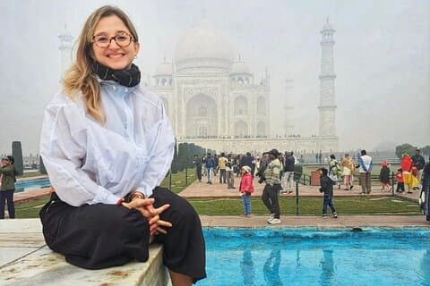 Private Taj Mahal and Agra Day Trip from Delhi by Car with Lunch