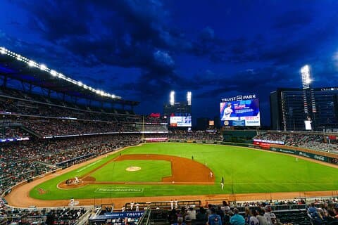 Billetter til Atlanta Braves baseballkamp på Truist Park