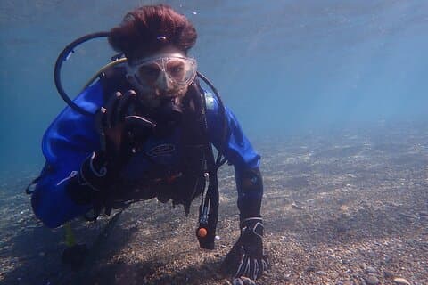 串本でシェアスキューバダイビング旅行