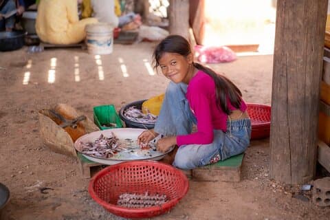 Compong Kleang Floating Village no Lago Tonle Sap