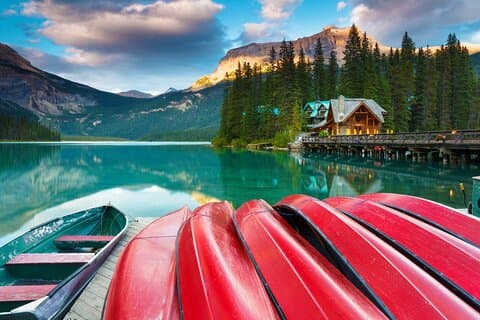 Emerald Lake , Moraine Lake, Lake Louise Marble Canyon Banff Town
