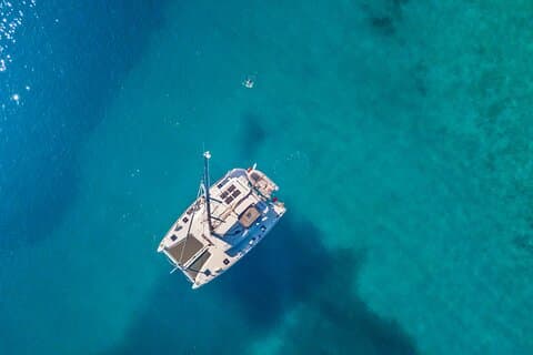 7 jours à parcourir les superbes îles éoliennes en catamaran