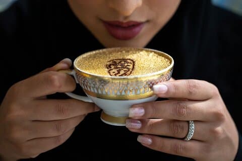 Private Full Day Abu Dhabi City Tour with 24-karat Gold Coffee