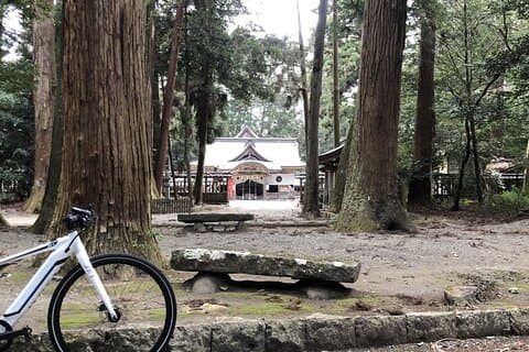 e-Bike Tour in the Shisō Region with Lunch at a Sake Brewery