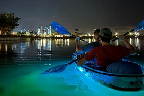 Glow In The Dark Kajakken Experience bij OWA