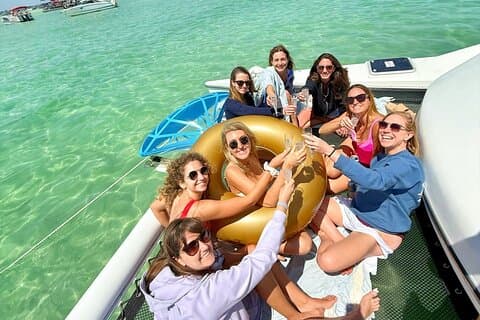 Crab Island Katamaran Charter ab 30A | Bachelorette Favorit