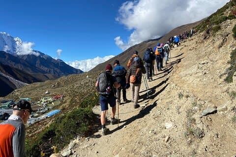 Everest tre passerer 16 dager