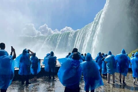 Niagara Falls Canada Dagstur fra Toronto + Boat Cruise
