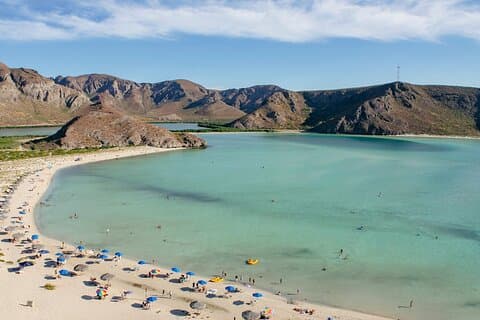 Balandra y La Paz Todos Santos y Hotel California desde Los Cabos