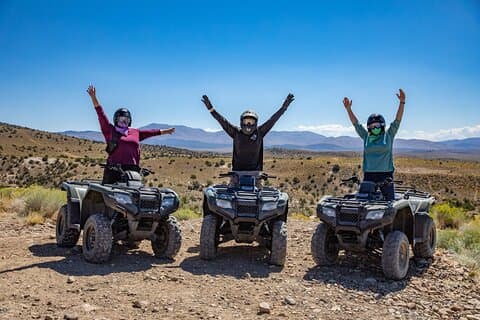 Tour in ATV di 2 ore sul lago Tahoe nel deserto