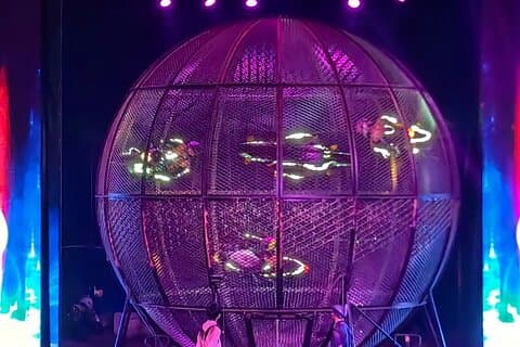 北京朝陽劇場曲芸公演チケット