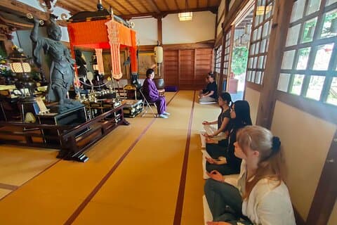 Buddhism Meditation, Statues Viewing Lunch Box Making at temple
