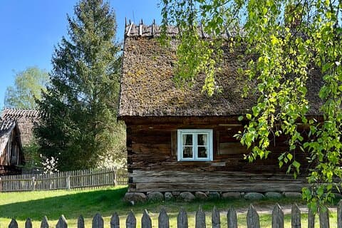 Erkunden Sie die Kaschubische Schweiz und das Freilichtmuseum Wdzydze