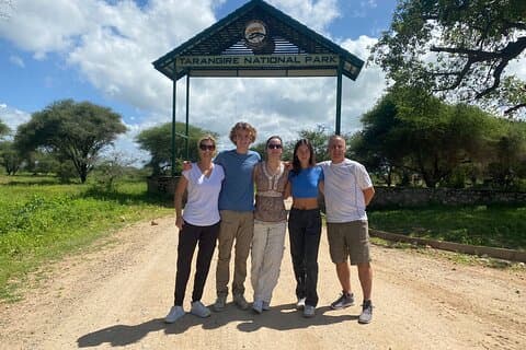 2 Tage Tarangire und Ngorongoro Krater Safari ab Sansibar