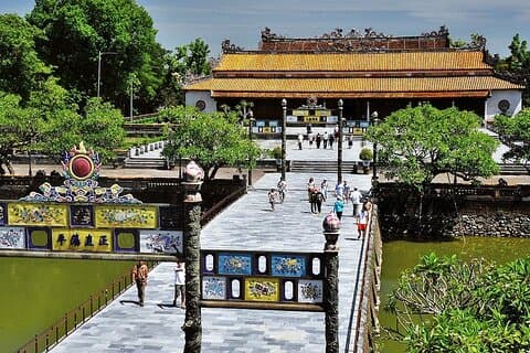 Private Hue Tour from Da Nang – Royal Tombs , Imperial , Pagoda