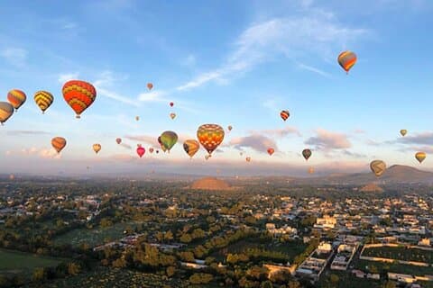 Vuelo en Globo en Teotihuacán Desde CDMX 2 Días 1 Noche