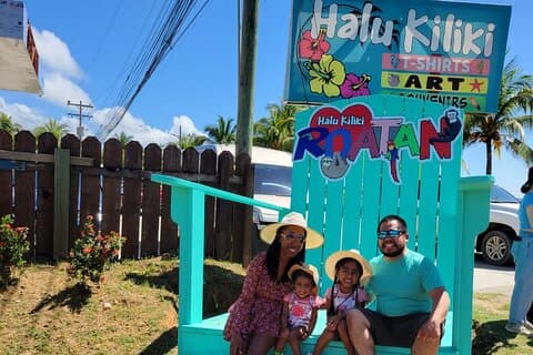 Tour dello shopping Roatan Coxen Hole in autobus
