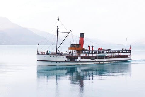 Walter Peak Gastronomische BBQ Lunch & Queenstown Lake Cruise