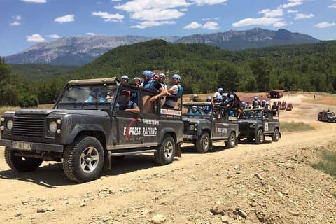 Jeepsafari och forsränning Combi Tour med lunch