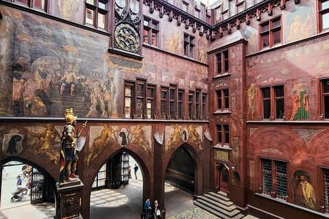 Swiss Experience: Chocolate Tasting and City Tour of Basel