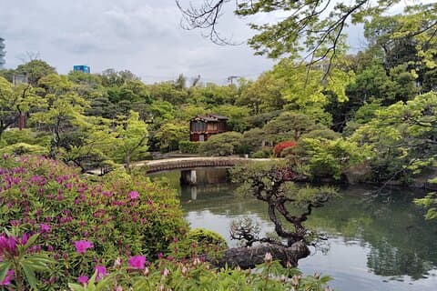 Kobe: Sorakuen Garden Guided Walking Tour 1h