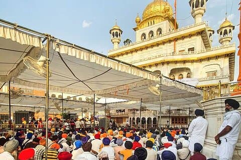 Day Trip of Amritsar (Golden Temple, Jallianwala Bagh, Wagah)