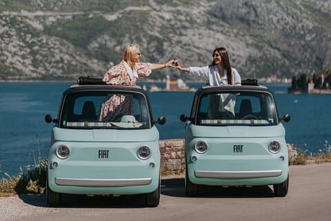 Visite guidée de la ville de Topolino par E Car Kotor Tivat
